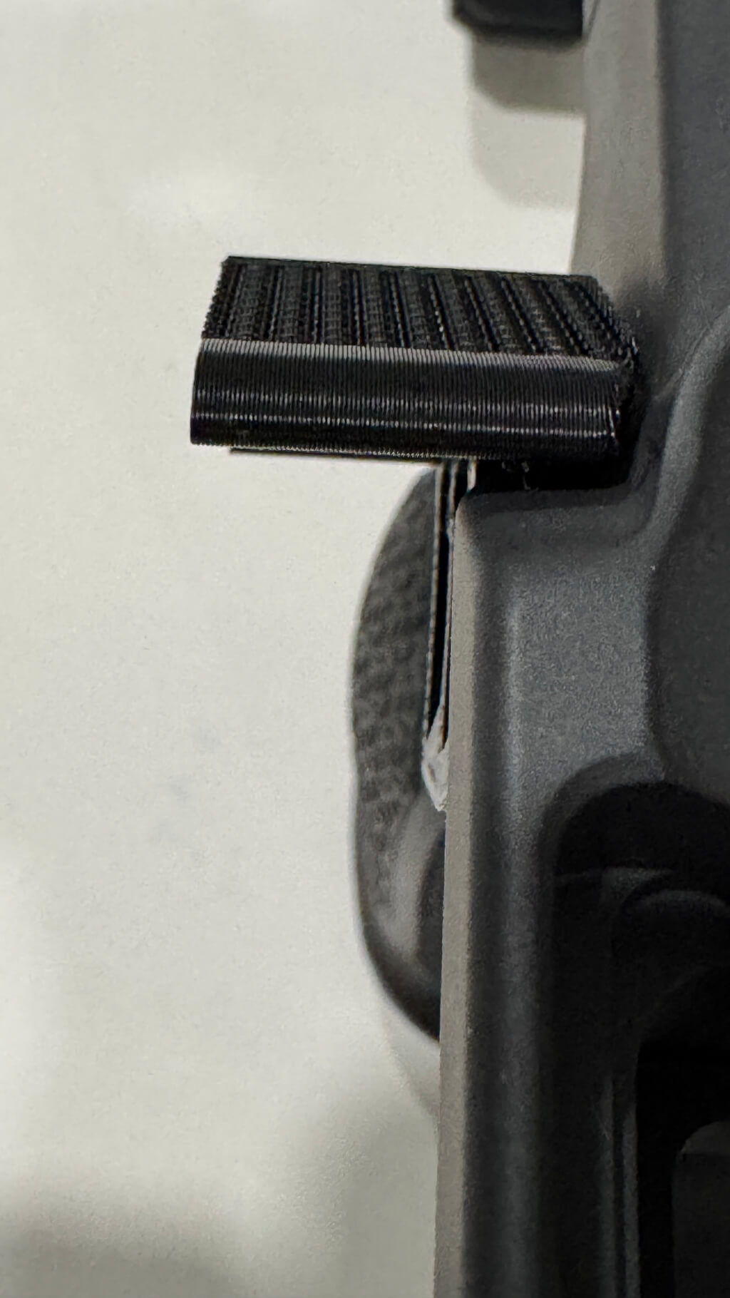 Aero Precision Solus Thumb Shelf - Top View